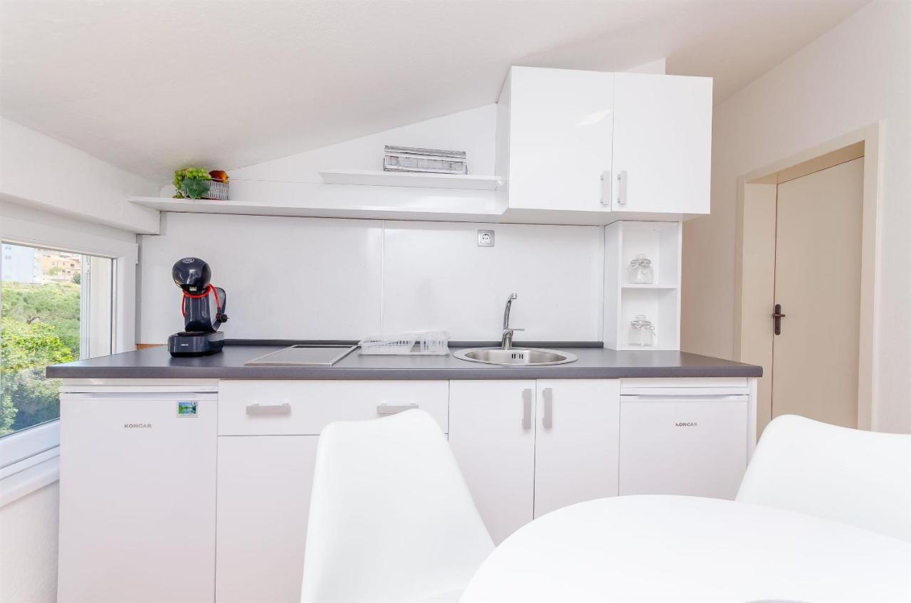 Apartment Ljubica โอครูกกอร์นญี ภายนอก รูปภาพ
