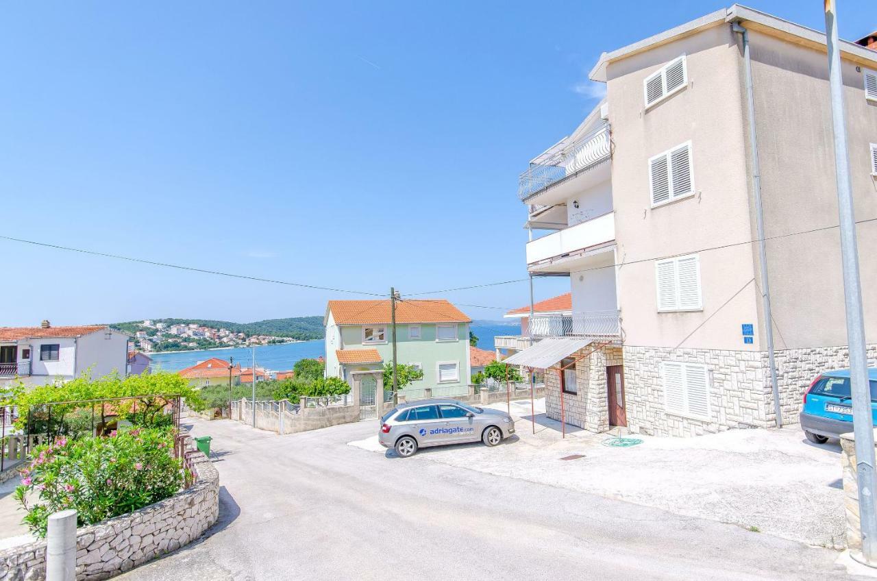 Apartment Ljubica โอครูกกอร์นญี ภายนอก รูปภาพ